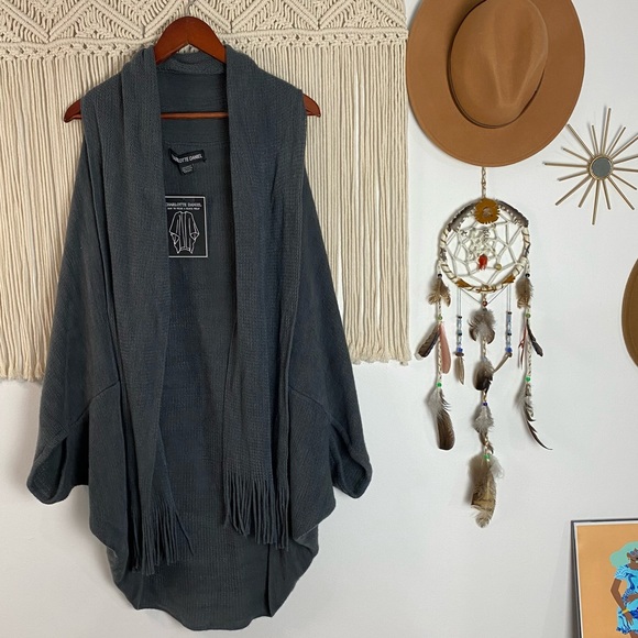 Charlotte Daniel NWT Ruana Wrap Sweater Cardigan with  Attached Scarf One Size - Picture 3 of 8